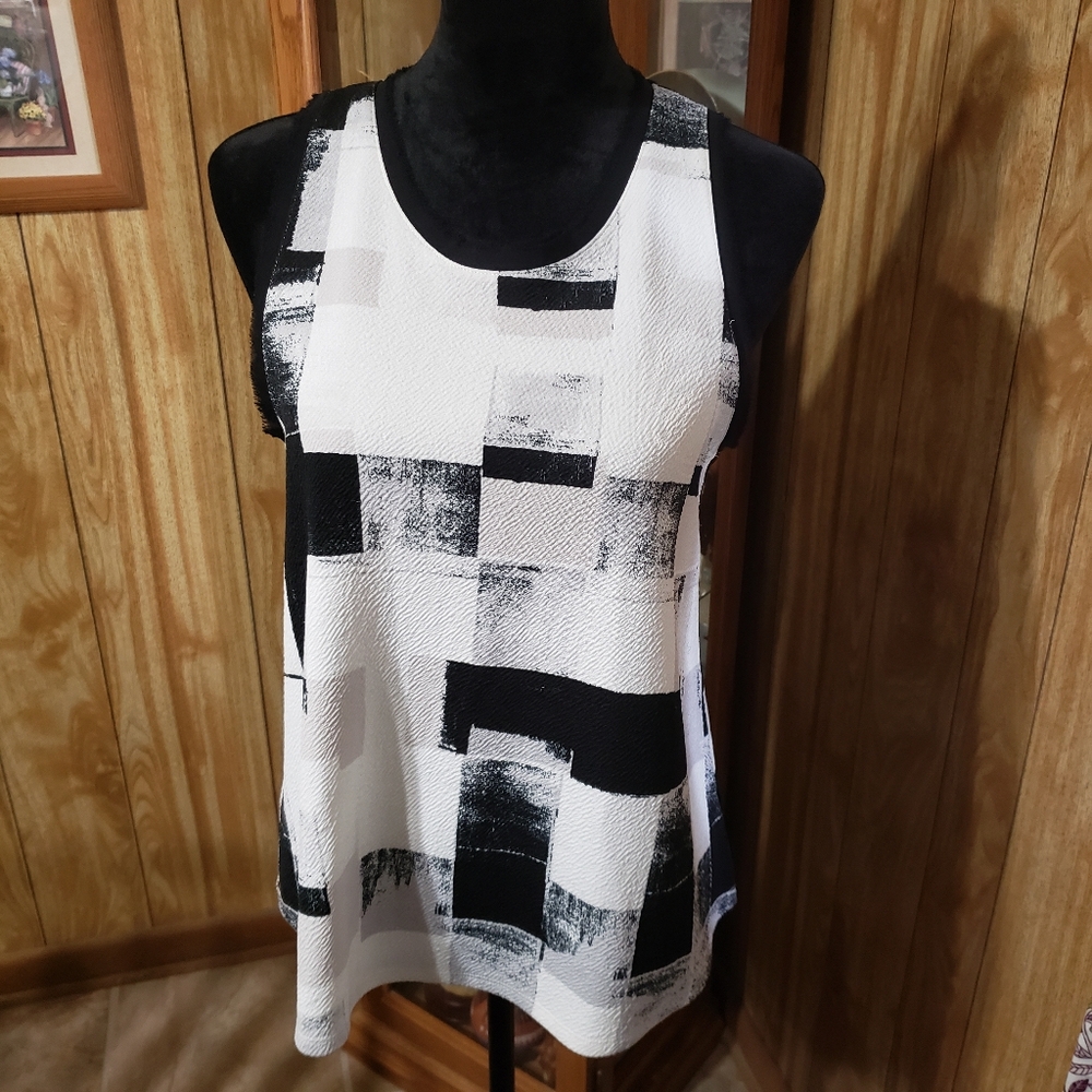 Postmate by Anthropologie exposed zipper top